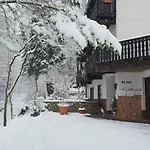 Rum i privatbostad Gaestehaus Gerhardt *