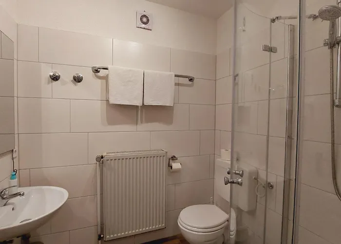 Gaestehaus Gerhardt Pansiyon *