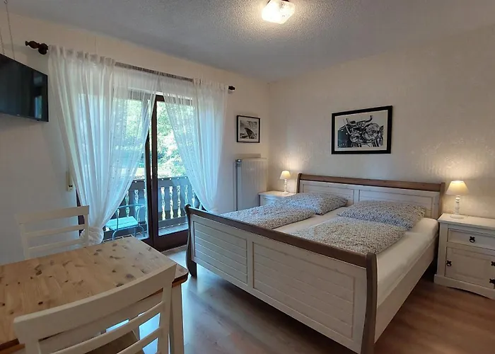 בית אירוח Gaestehaus Gerhardt *